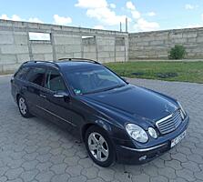 Продам Мерседес Е-220.