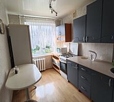 Продам 3-к на Ак. Королева/ остановка Магазин