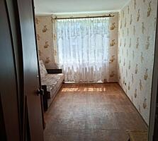 Предлагается к продаже  комната в коммуне Общая площадь 12 кв.метров .