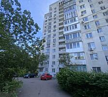 Продам 2-х комнатную квартиру на Таирова.