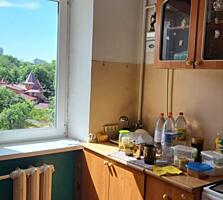 Продам 2кв, 58кв. м., вул. Картамишевська/пл. Михайлівська