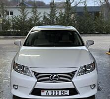 Lexus ES300h в максимальной комплектации