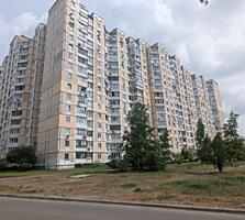 Продаж 3-к квартира 90кв. м. пр-т Петра Григоренка, 3-А ст. м. Позняки