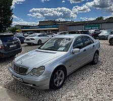 Mercedes C220, отличное состояние