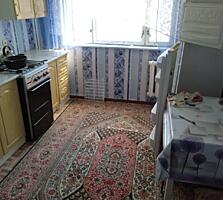 Бендеры Центр 4/5 большая, жилая 2-комн.