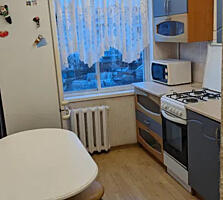 Трехкомнатная Королева.