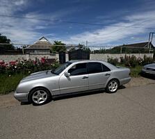 Продам Мерседес 210 3.0 дизель 97 года