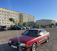 Audi 100 c3 700$
