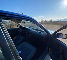 Продам Mazda 323 BG