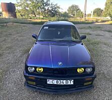 Продам BMW E30 M52B20