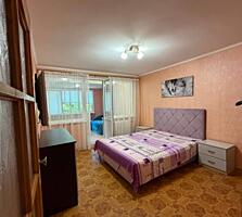 Терміново! Продам однокімнатну квартиру Ак. Філатова зупинка Сонячна
