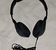 Наушники Sennheiser HD 218.