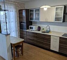 Продаётся двухкомнатная квартира. Дарницкий район, улица Литвинского .