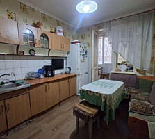 Продам 2х комнатная квартира в центре.