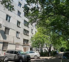 Продам 1 комнатную квартиру в Малиновском районе.