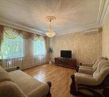 Продаётся в с. Усатово капитальный, хозяйский дом.