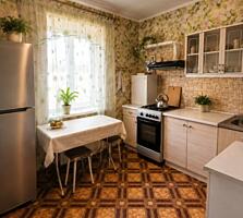Продаётся просторная 2-комнатная квартира на ул. Высоцкого