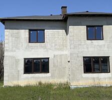 Продам дом в отличном месте под чистовую отделку