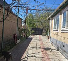 Продам добротный дом в центре