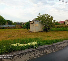 Участок 12 соток в центре с. Нерубайское.