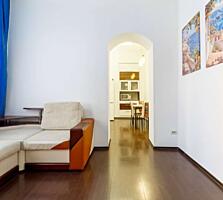 Продам 3-х комнатную квартиру в историческом центре