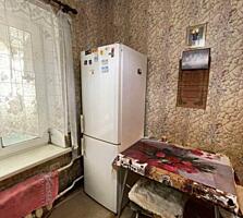 Продам 2 комнатную квартиру.