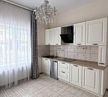 Продам современный дом у моря в районе Совиньона