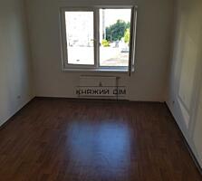 Продам власну 1-кімнатну квартиру в сучасному житловому комплексі ...