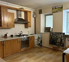 Продам 3 комнатную квартиру на Маразлиевской.