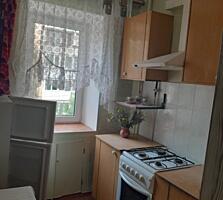 Продаю однокомнатную квартиру в Октябрьском.
