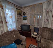 Продаж 2 кімнатної квартири на землі в центрі