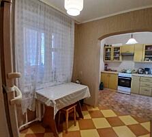 2 кв. вул. Братства Тарасівців 12/37, (вул. Декабристів)