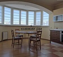Продаж 3 кімнатна квартира в Голосіївському районі, вул. ...