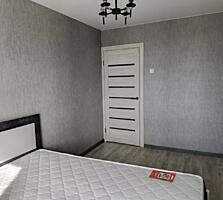 Продается 2 комнатная квартира в Центре с современным ремонтом