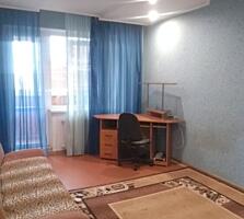 Продам двухкомнатную на Бувалкина (Бочарова) /, район ТЦ "Атриум"