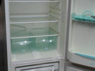 Куплю холодильник двухкамерный, морозильник дорого!