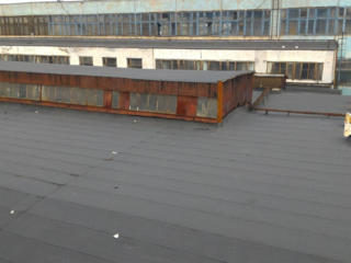 Oferim servicii de reparatie la acoperis in Moldova