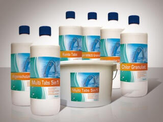 Чешская химия для бассейнов, аксессуары и обслуживание