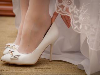 Продам очень красивые свадебные туфли