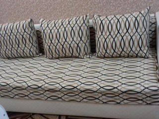 Vind euro-divan cu perne!!!