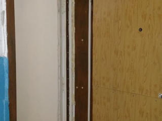 Продам входные двери металлические