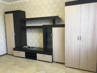 Центр 2-комнатная евроремонт с мебелью и техникой