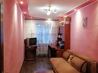 Продам 3 к. кв. Холодногорский район