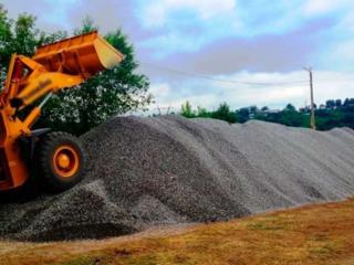 Щебень доставка щебень 2,4,7,8,9,13,14,15 тонн (ЗИЛ КАМАЗ) в Тирасполе