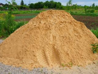 Песок мытый доставка ЗИЛ КАМАЗ песка, песок в мешках в Малаештах