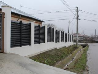 Porti si garduri din lemn plastifiat (WPC, decking)