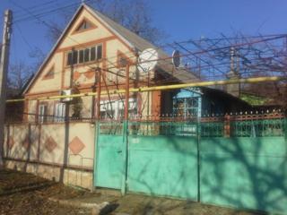 Продам хороший крепкий дом в Григориополе по ул. Ленина