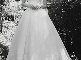 Продаётся свадебное платье, не венчанное, в хорошем состоянии.