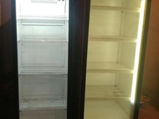 Продам холодильные шкафы под напитки.