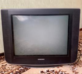 Продам телевизор модель" Samsung CS 21B501HU".